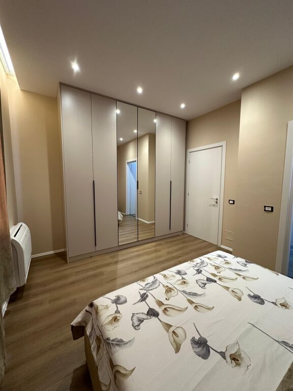 Super appartamento 2+1+2 in affitto al Crocevia Vasil Shanto/1000 euro