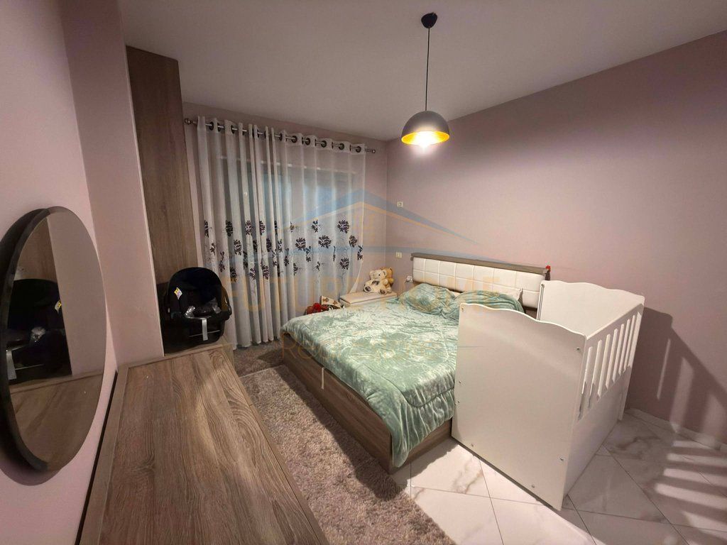 Shitet, Apartament 1+1, Unaza e Re