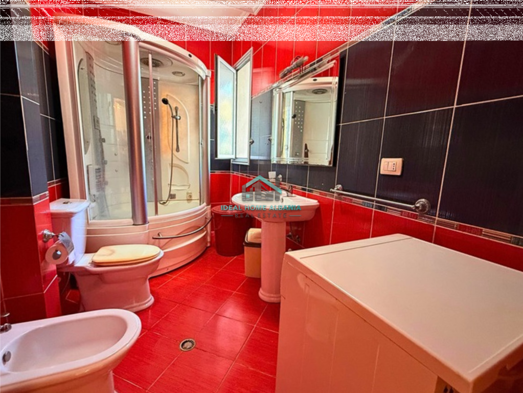 Appartamento 2+1+2 in Vendita – Lungomare, Vlorë