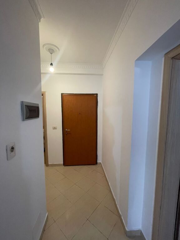 For rent 2+1+2 ASTIR AT ARTISTI BAR 50,000 leke