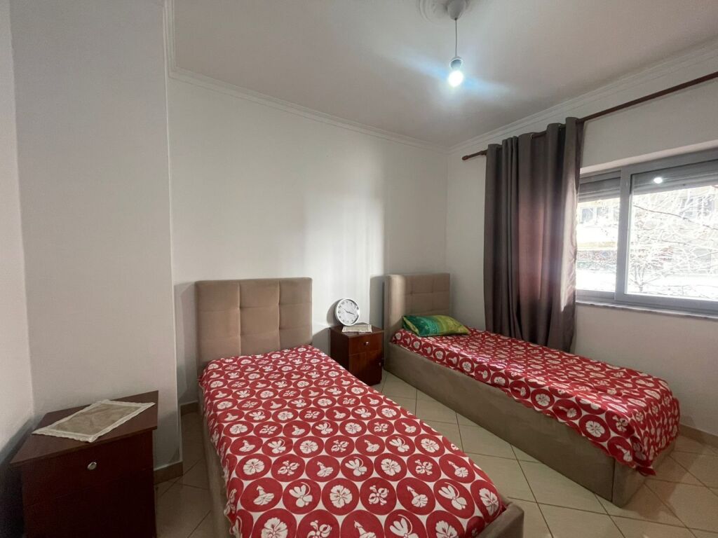 For rent 2+1+2 ASTIR AT ARTISTI BAR 50,000 leke