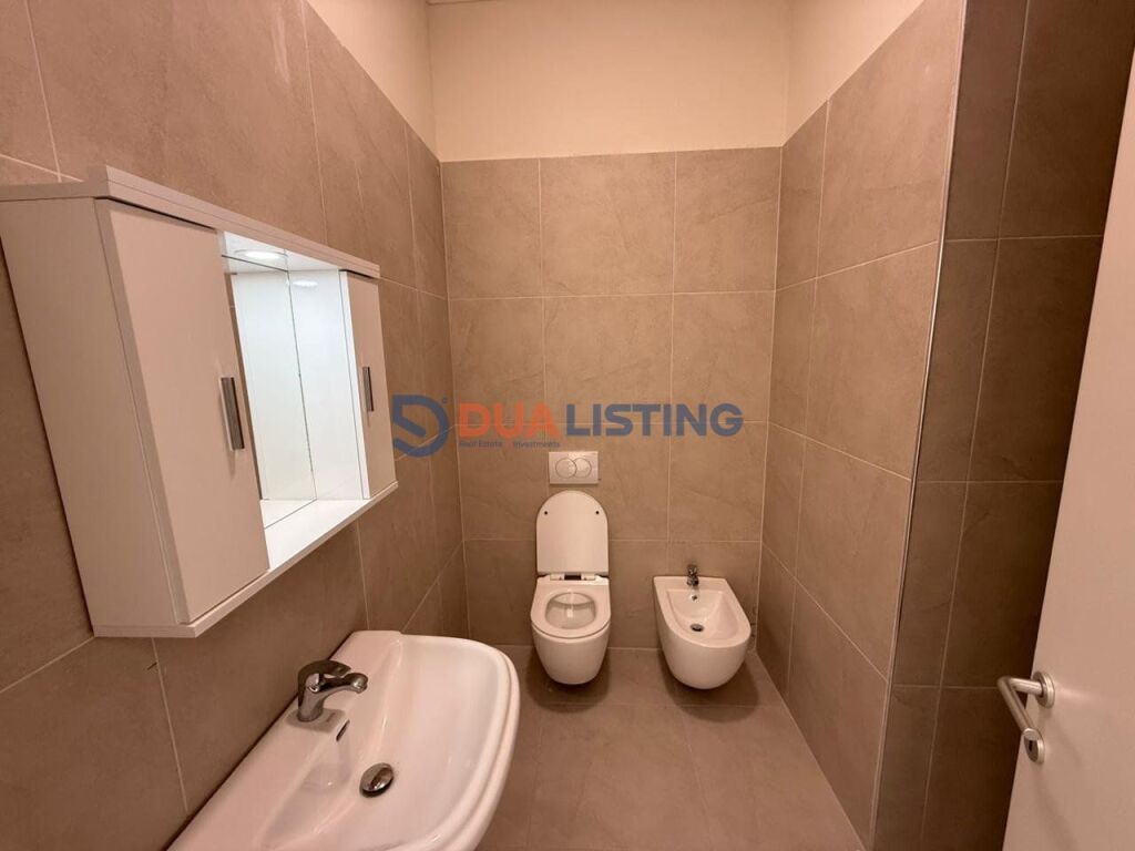 Affittasi appartamento 2+1+2 con deposito – Fresk