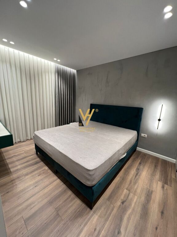 JEPET APARTAMENT 2+1 ME QERA TE ISH FUSHA E AVIACIONIT 700 EURO