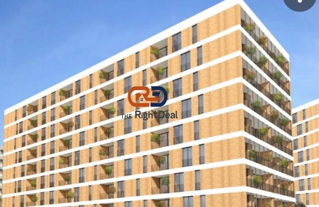 At the Fiori Di Bosko Complex, Space for Rent on the Ground Floor!!