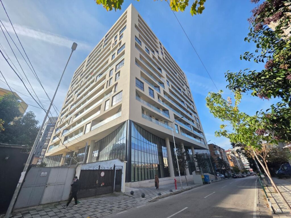 FOR RENT: Business Space by the Main Road ✨️ Golden Tower Residence, Mine Peza – Center 📍 | 680€ / Month