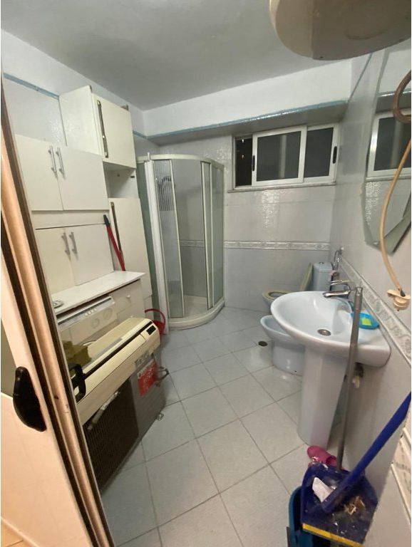 APARTAMENT 3+1+2 ME QIRA – Rruga Sami Frashëri, Pranë Art Turbina