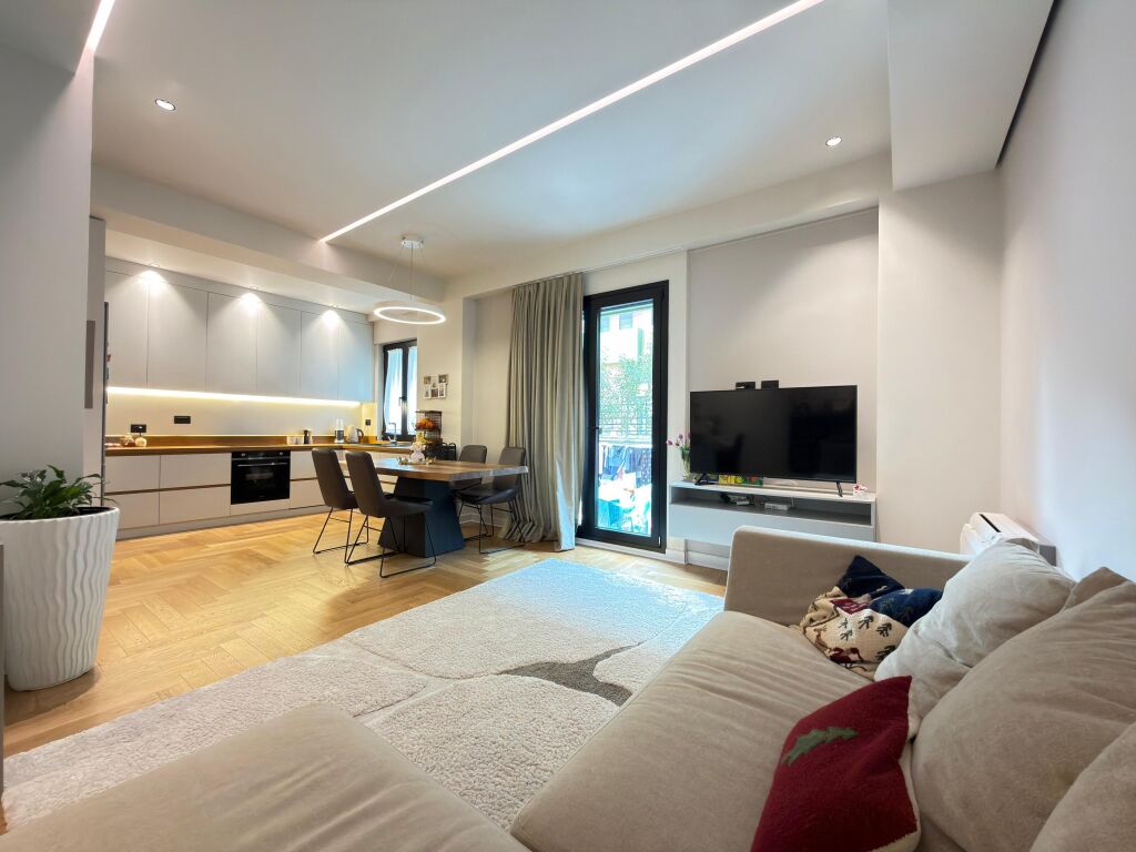 Shitet apartament 2+1 tek Kodra e Diellit 1