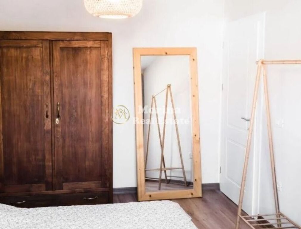 Qera | Apartament 1 + 1 | Rruga Fortuzi | 650 €/muaj