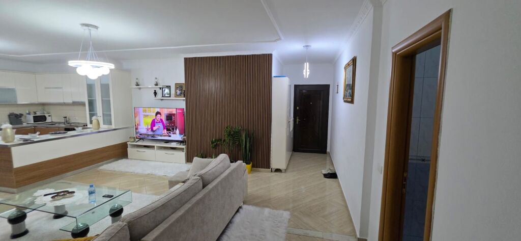 🏠 Jepet Me Qira Apertament 1+1+1bllk 