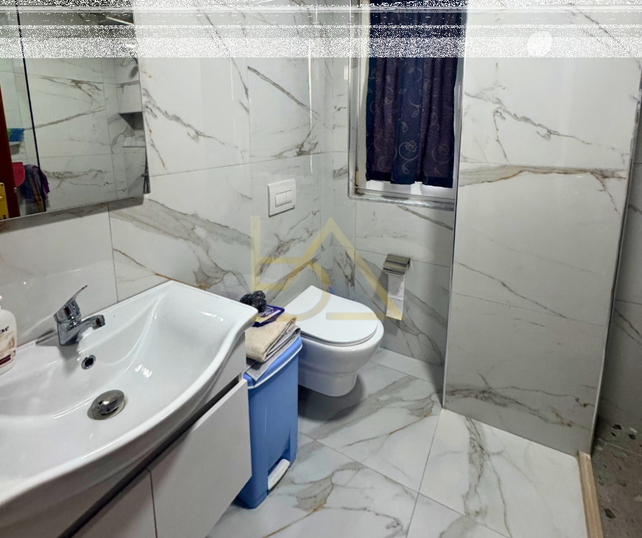 SUPER OKAZION – Shitet Apartament në Shëngjin