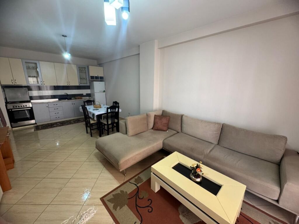 Appartamento 1+1 in affitto – Astir, vicino alla Rotonda !