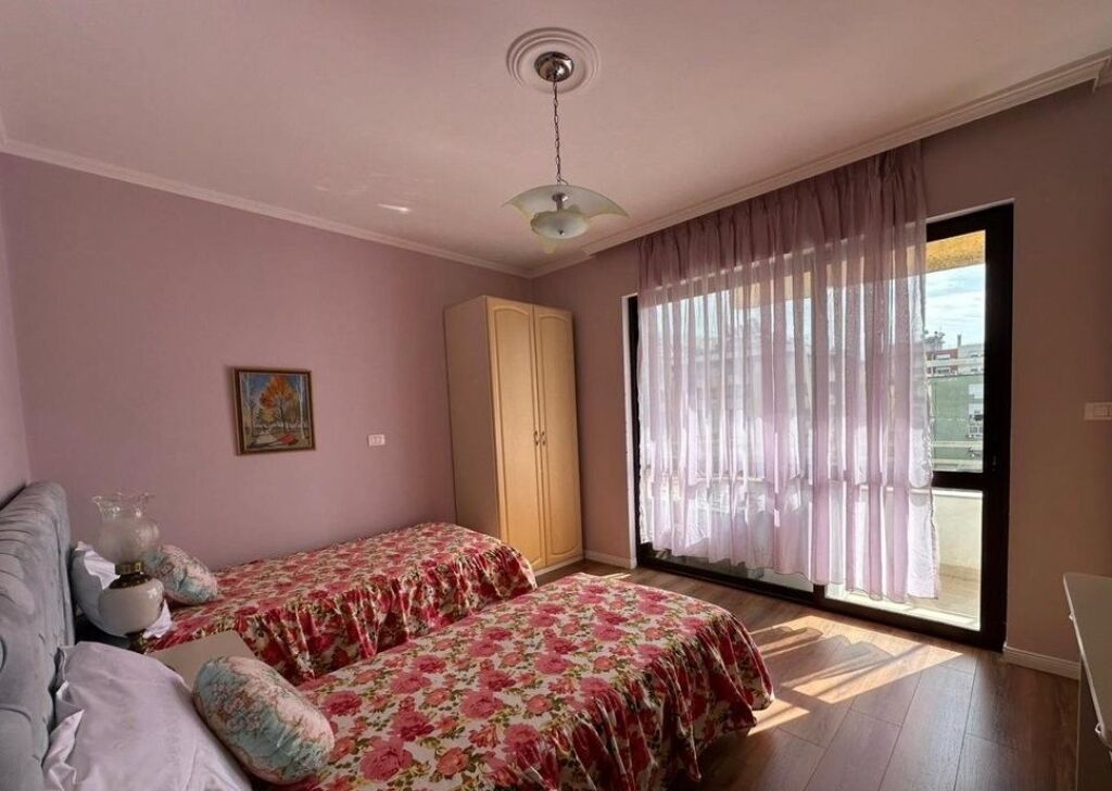 Appartamento 2+1+2 In Affitto A Bllok!