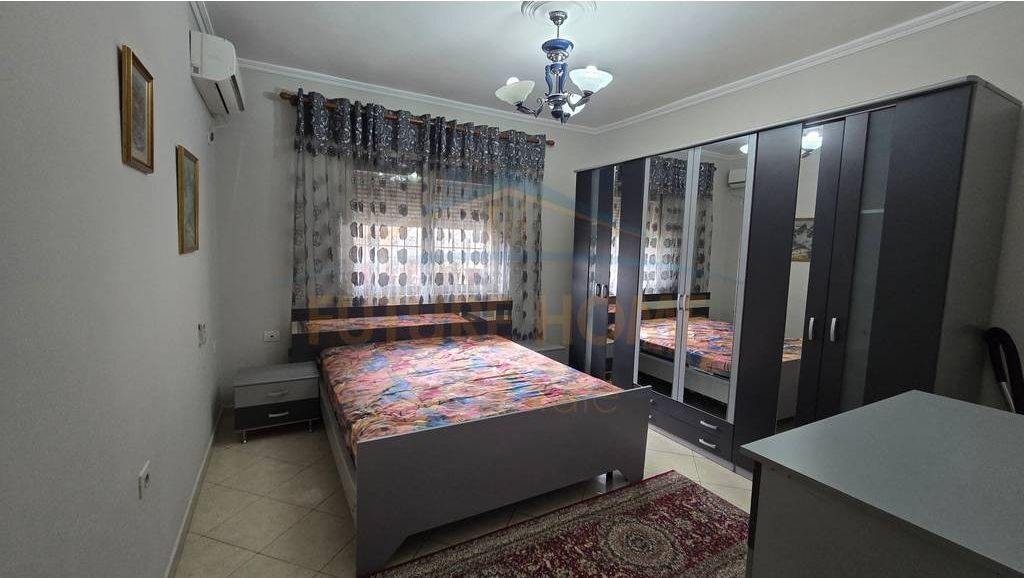 Qera, Apartament 1+1, Xhamllik