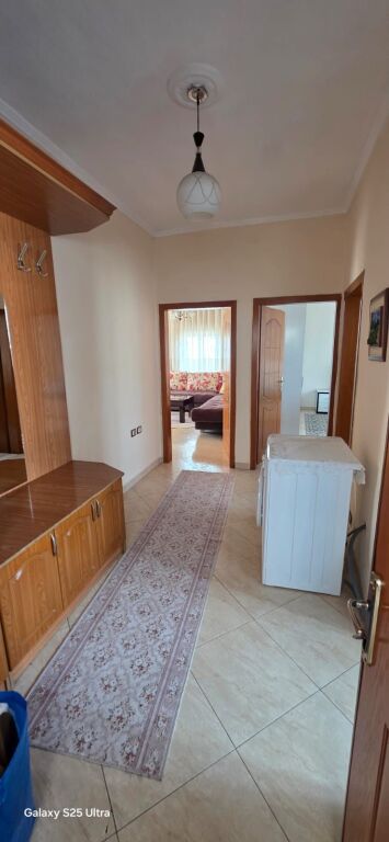 For rent entrance 1+1