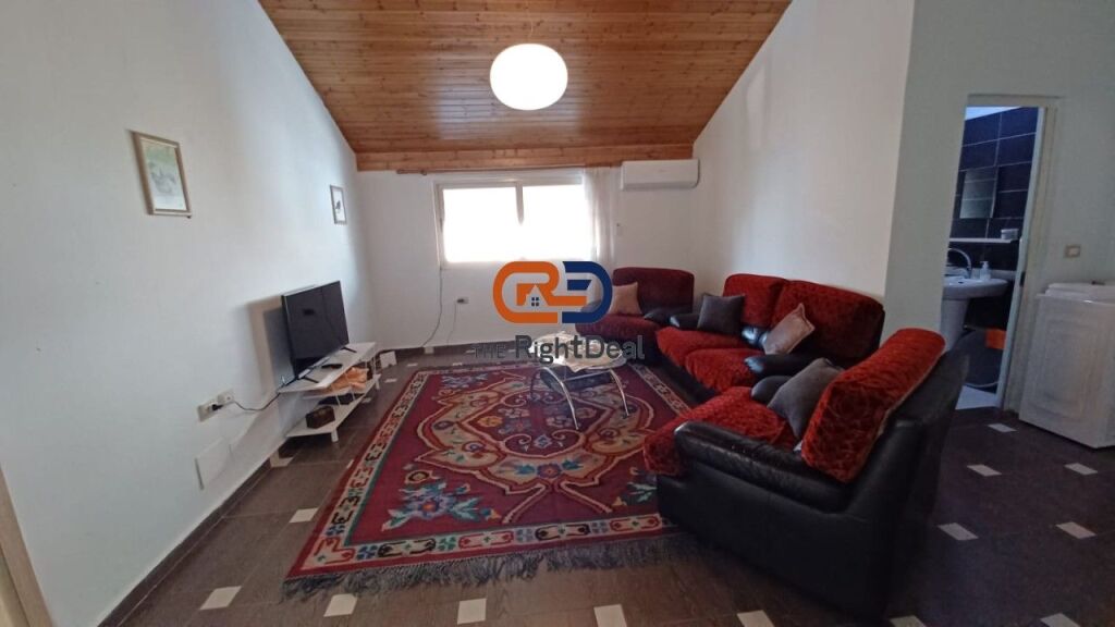 Tek Stadiumi Dinamo, Jepet Me Qira Apartament 2+1, Me Lokacion Perfekt!!