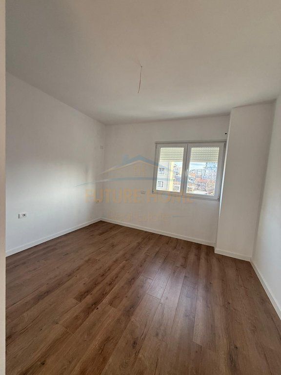 For sale, Apartment 2+1, New Bazaar, Tirana