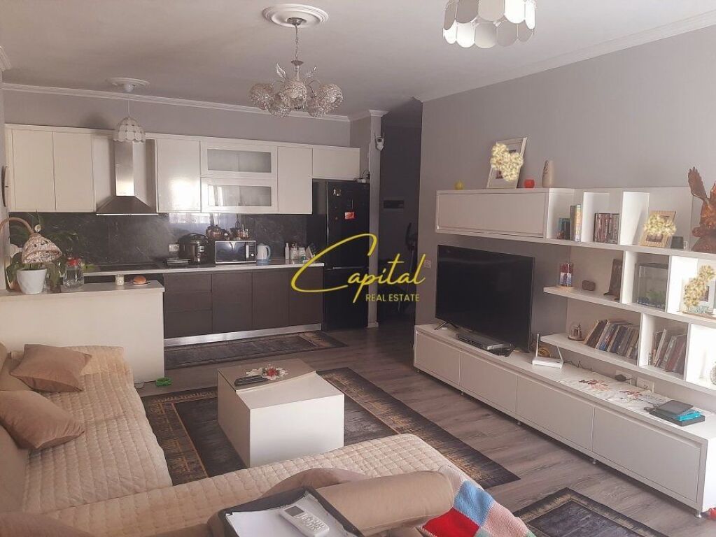 VENDESI APPARTAMENTO 2+1 FRESKU 160.000 EURO