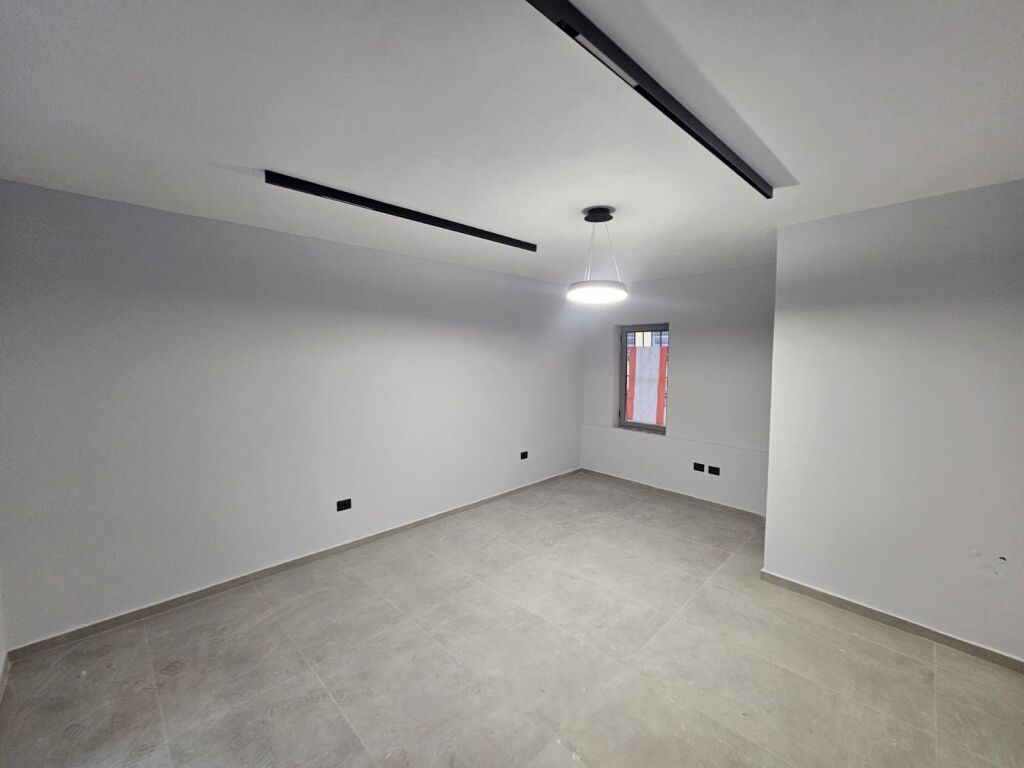 Commercial space for rent – near Rruga e Kavajës