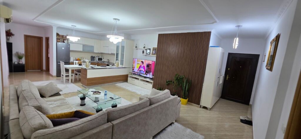 🏠 Jepet Me Qira Apertament 1+1+1bllk 