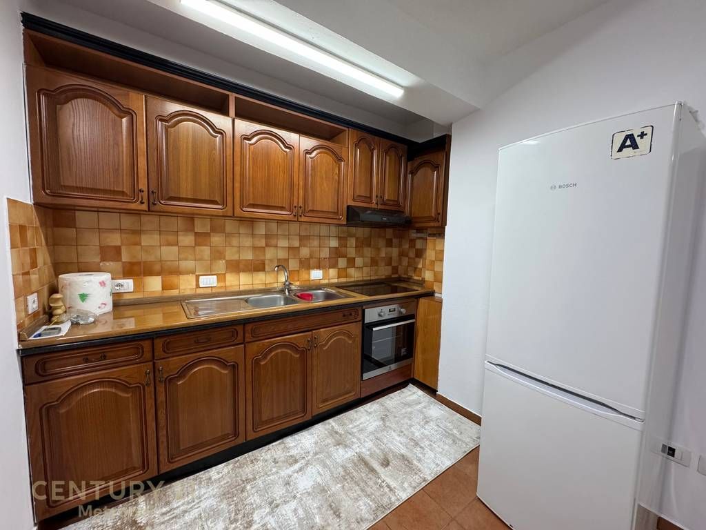 APARTAMENT 2+1 PER QIRA, XHAMIA E TABAKEVE! 600 € /Muaj