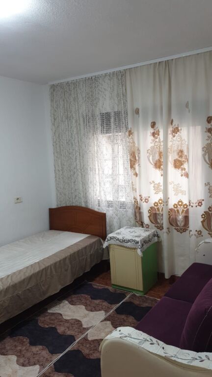 🏡 Affittasi appartamento 2+1 vicino a Piazza Wilson vicino al Blloku