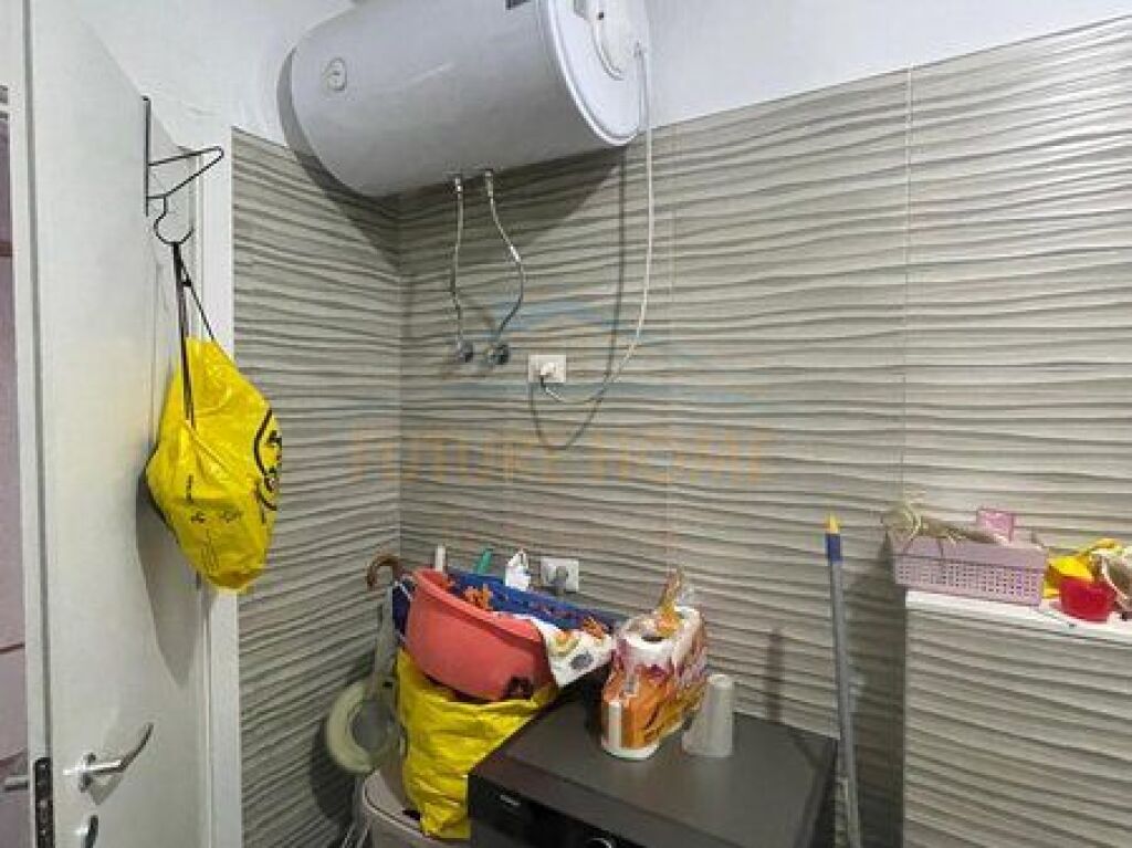 For sale, Apartment 1+1+, Sauk, Tirana.