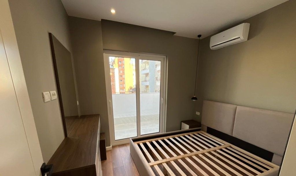 Super apartament 1+1 per shitje te Mine Peza