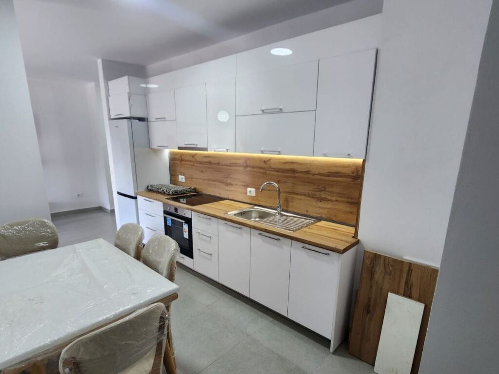 APPARTAMENTO APPENA INVESTITO IN AFFITTO VICINO A KAZAZI, DURRËS