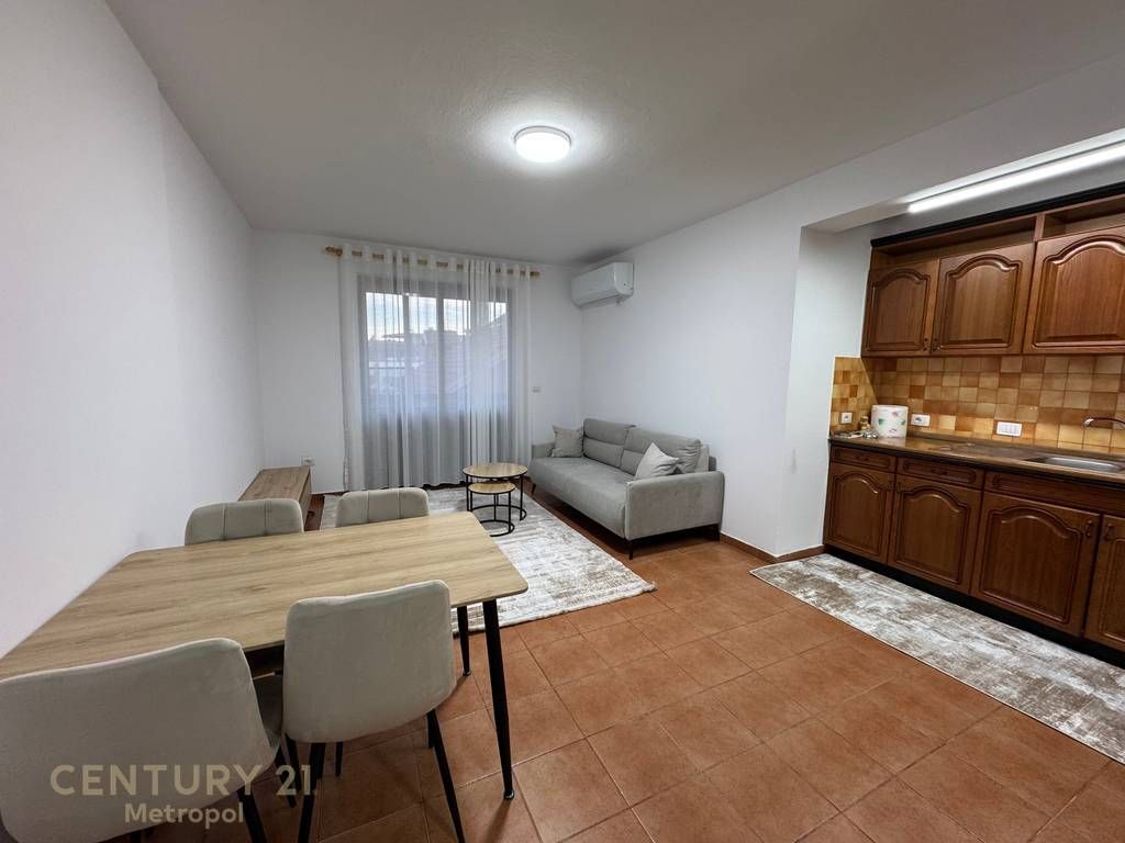 APARTAMENT 2+1 PER QIRA, XHAMIA E TABAKEVE! 600 € /Muaj