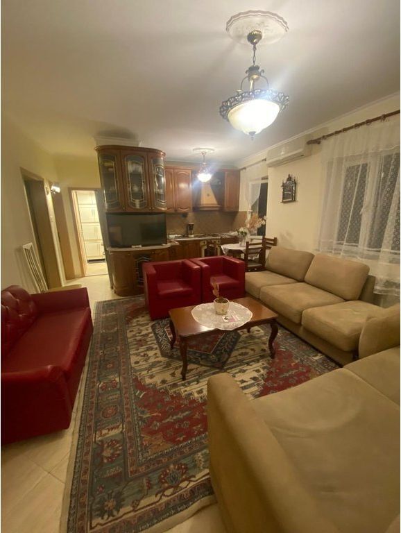 AFFITTASI APPARTAMENTO 3+1+2 IN VIA SAMI FRASHERI