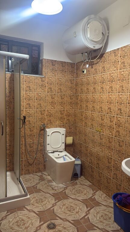 Jepet Me Qera Apartament 1+1+1 Ballkon