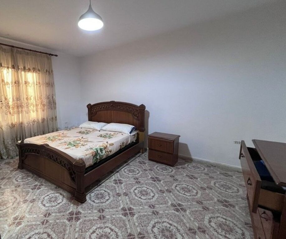 Qera, Apartament 2+1, Ish Parku i Autobuzave