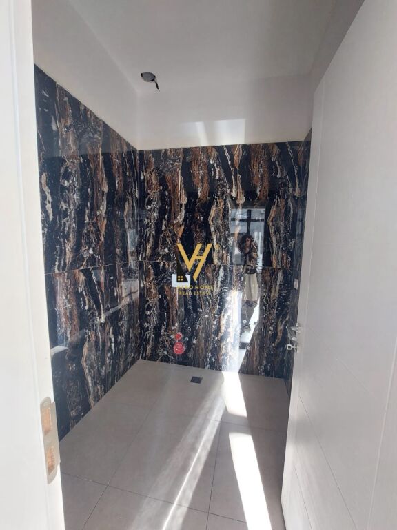 JEPET DYQAN 35 M2 ME QERA TE MINE PEZA 105.000 LEKE