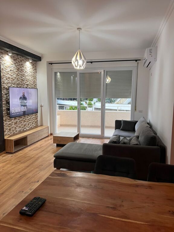 Super appartamento 2+1+2 vicino al Giardino Botanico