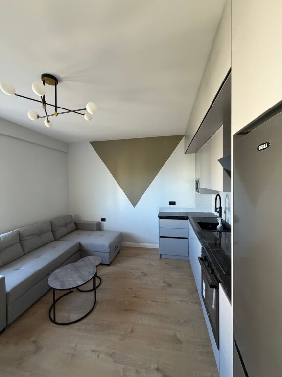 🏡 Appartamento 1+1 in vendita a Shkëmbin e Kavajës