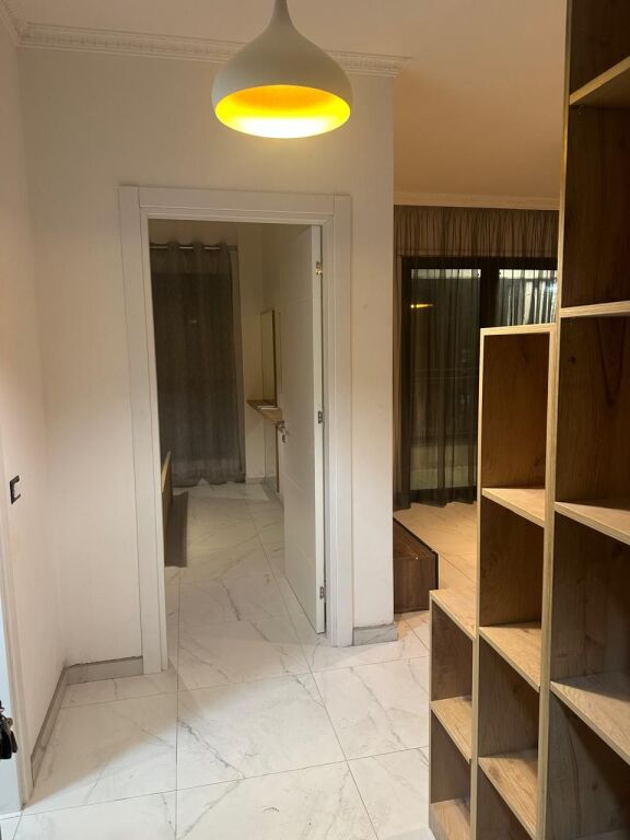 Jepet Apartament me qera