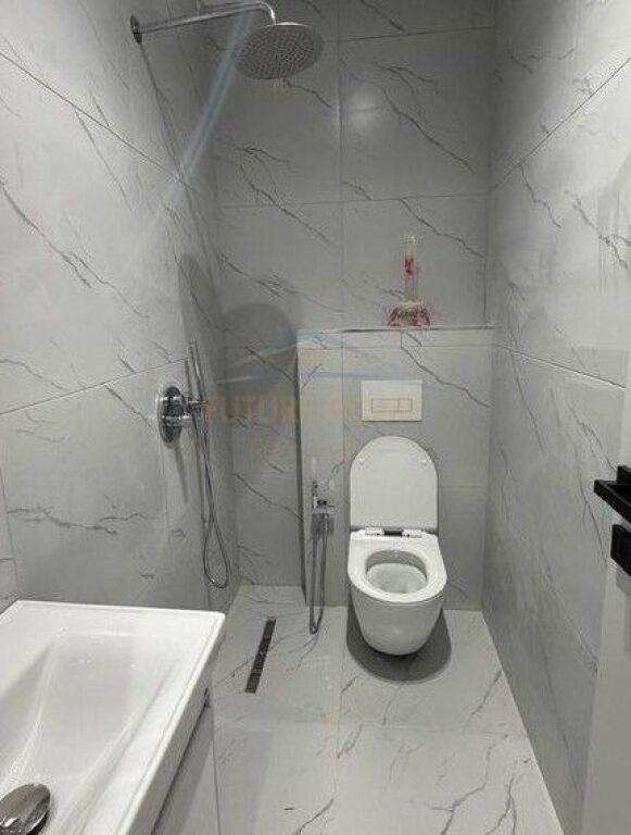 Rent, Apartment 1+1, Paris Commune