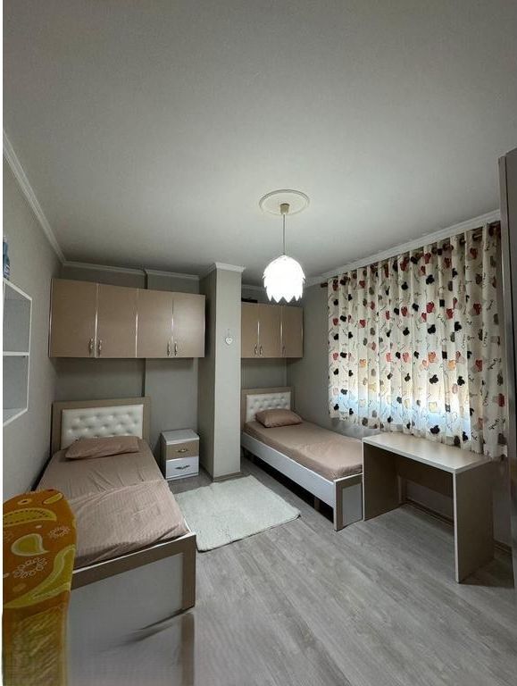 Shitet Apartament 2+1+2 tek Oxhaku 180,000 €