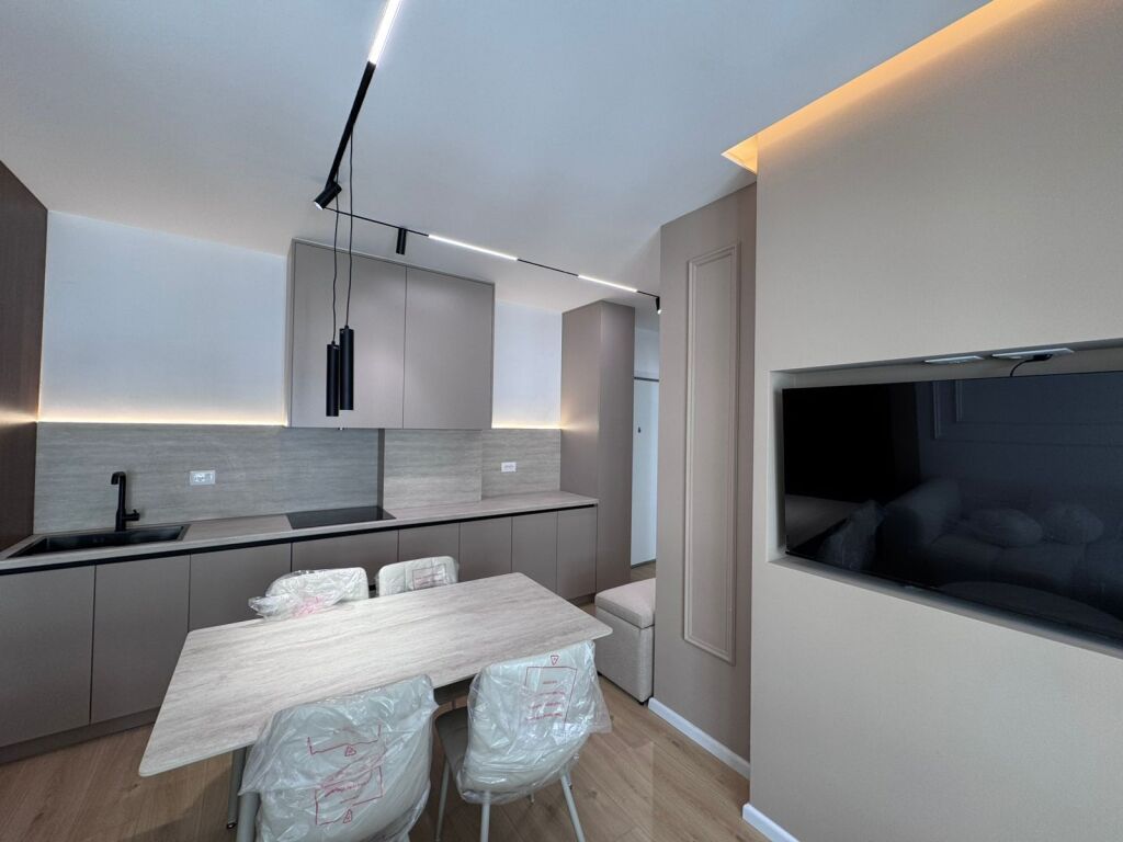 Apartament 1+1, Rez. Kadiu!