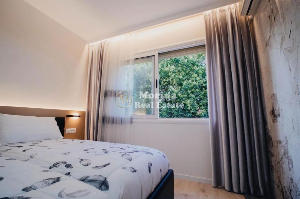 Rent | Apartment 2 + 1 | Paris Commune | 1500 €/month