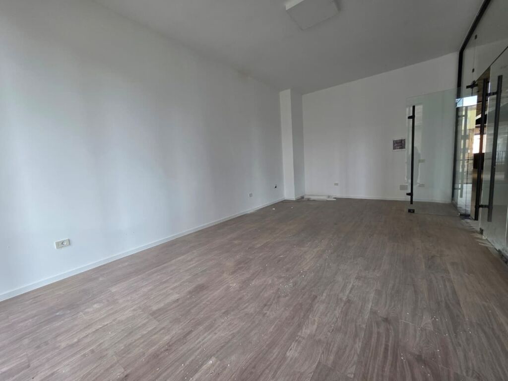 FOR RENT: Business Space by the Main Road ✨️ Golden Tower Residence, Mine Peza – Center 📍 | 680€ / Month