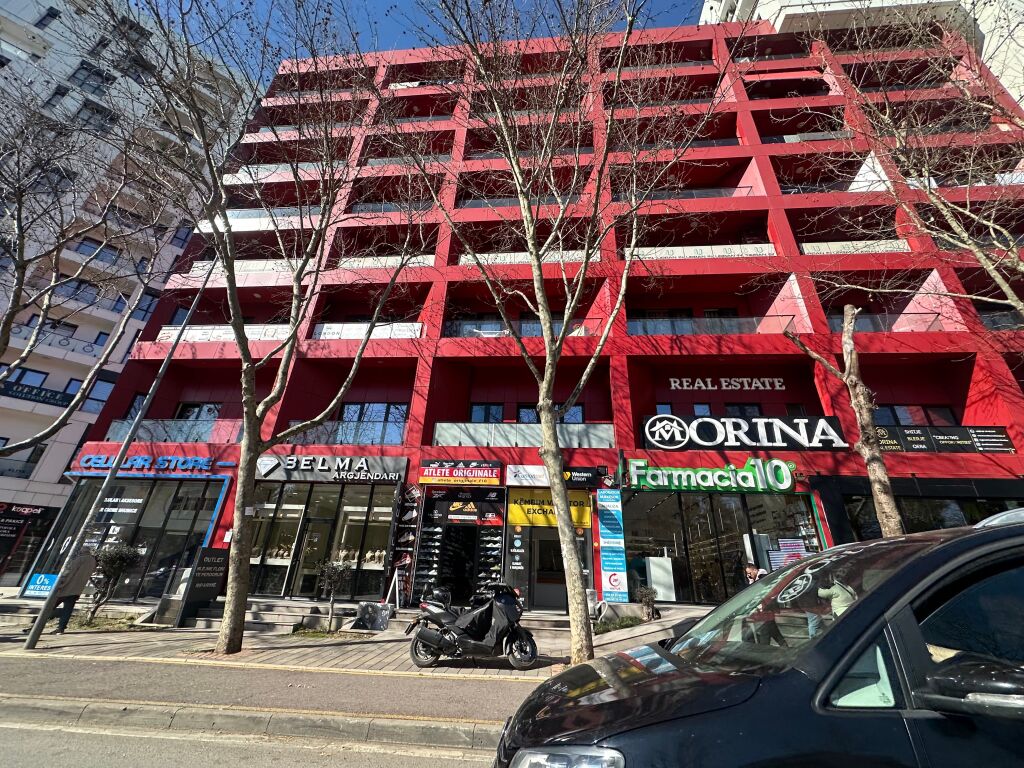 Ambient per qira tek Faramcia 10