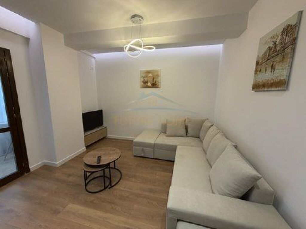 Qera, Apartament 1+1, Komuna e Parisit