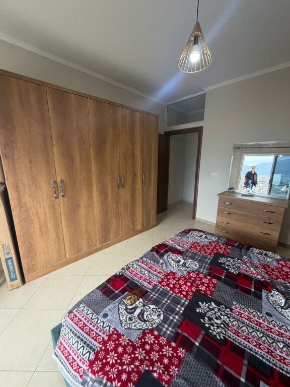 Jepet Apartament me qera