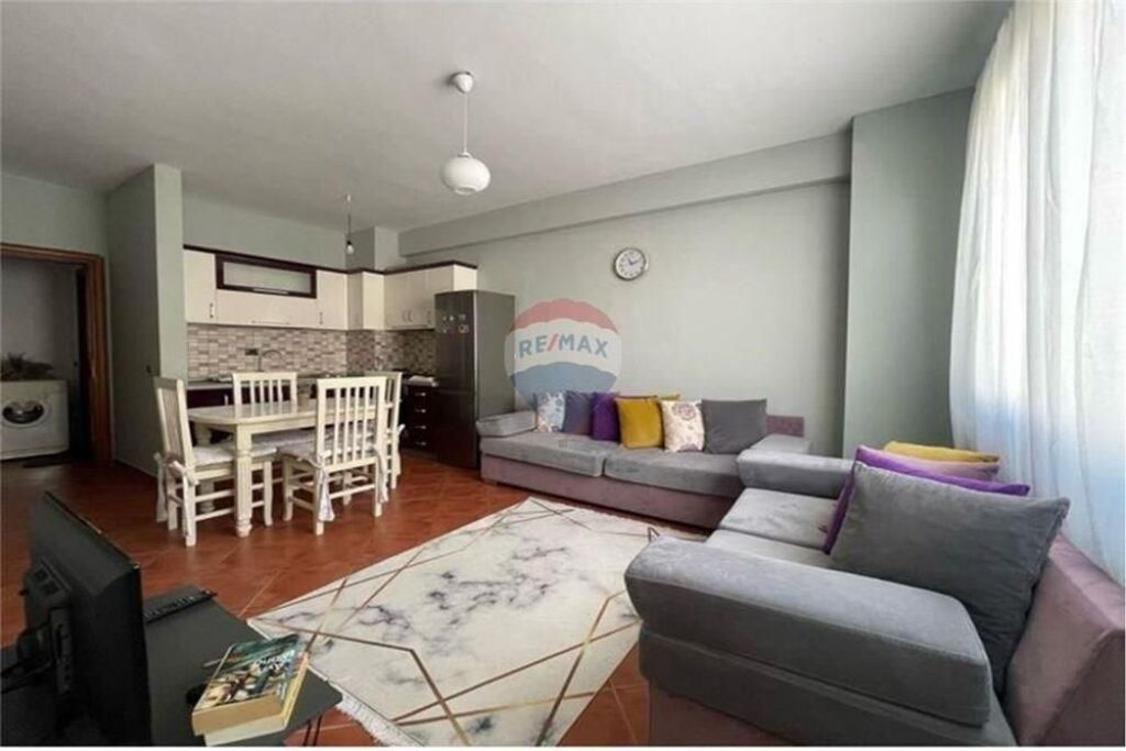 Apartament - Për Qira - Rruga Mikel Maruli, Tiranë