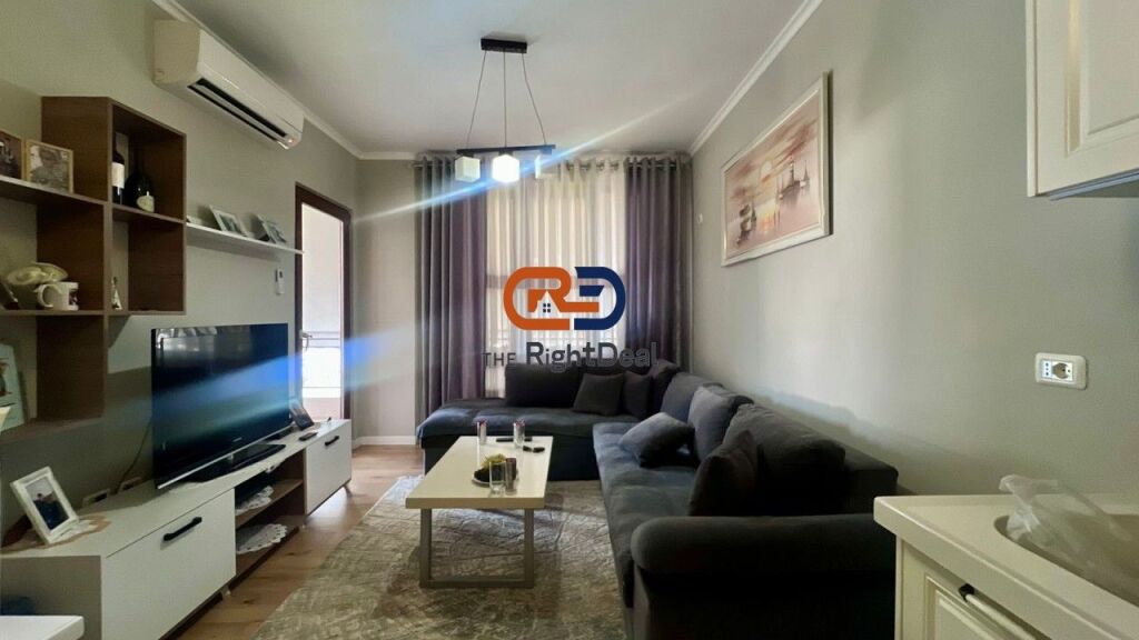 A Fresk si affitta un appartamento 2+1 completamente arredato!!!