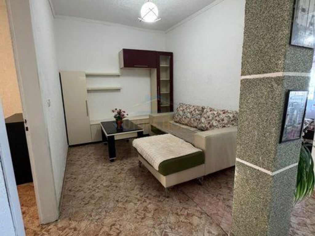 Rent, Apartment 3+1, Laprake, Tirana.