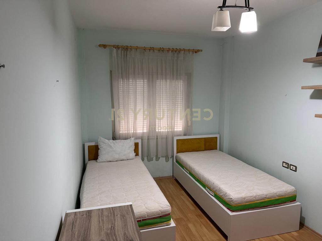 appartamento 2+1 vicino al palazzo delle brigate è dato