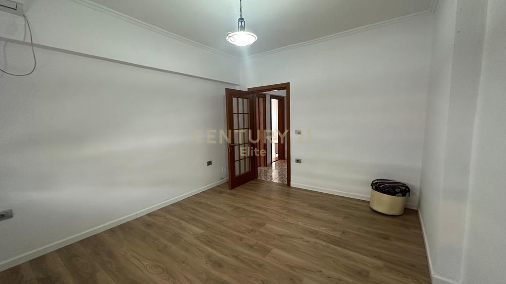 Affitto, Appartamento 2+1, Piazza Willson