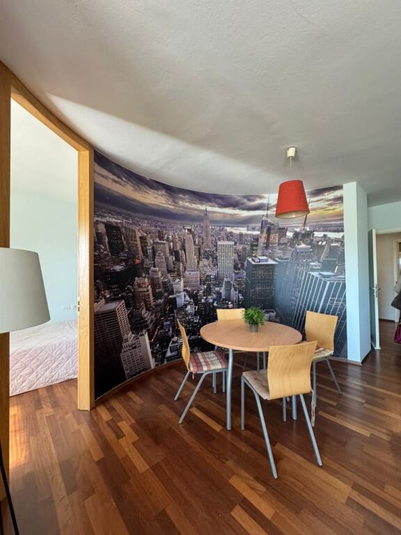 appartamento in affitto 2+1+2 a Globe in via Kavaja